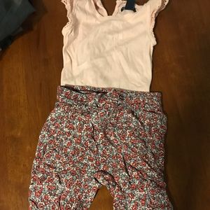 Gap 6-12m floral pants set.